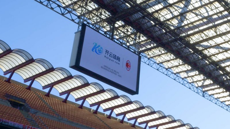 2-2！梅球王＝助攻王！381次助攻现役第一人，其他没人过300的.